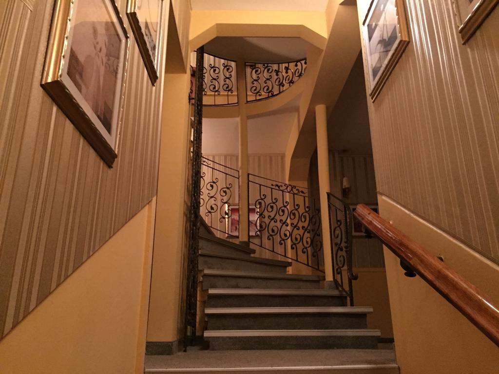 Family Hotel Chiplakoff Burgas Exteriör bild